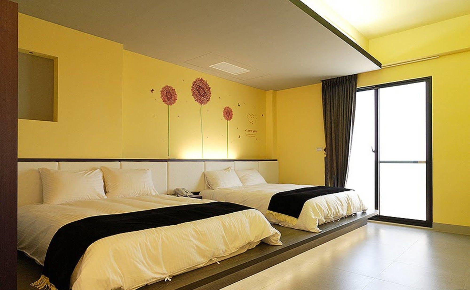 Mirage Bed & Breakfast Magong Exterior photo